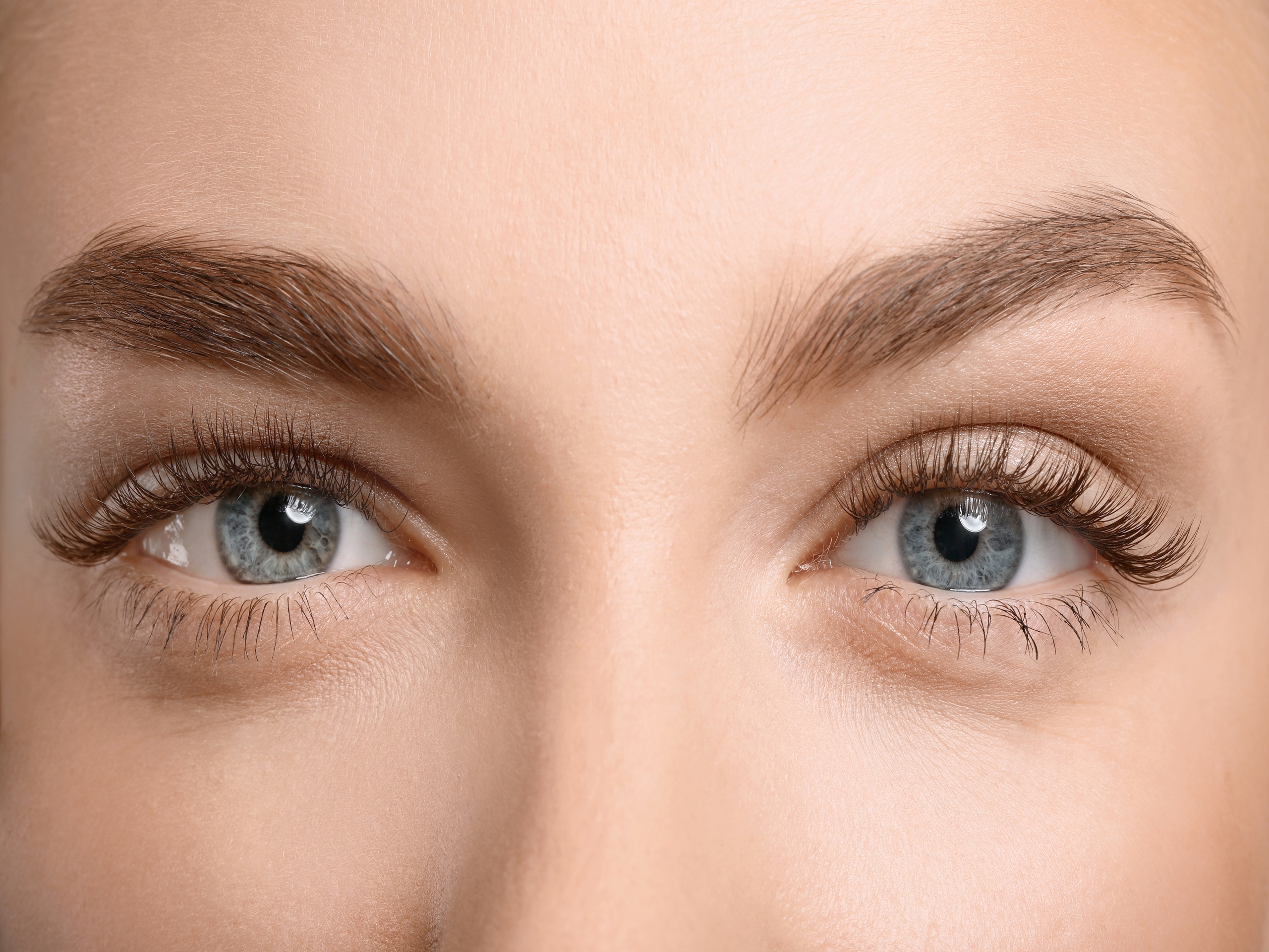 Beautiful,Female,Eyes,With,Long,Eyelashes,,Closeup